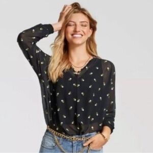 Cabi 5338 Alegria Black Long Sleeve Blouse Embroidery Floral Print Size Small
